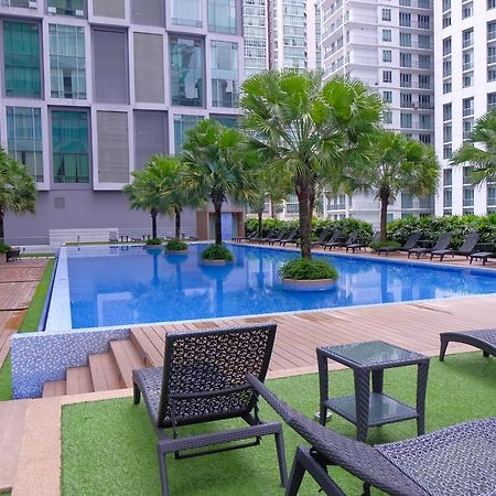 Soho Suites Klcc By Perfect Host Куала Лумпур Екстериор снимка